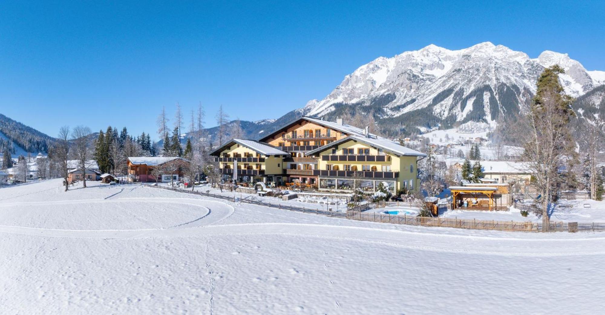 Almfrieden Hotel & Romantikchalet Рамзау Экстерьер фото